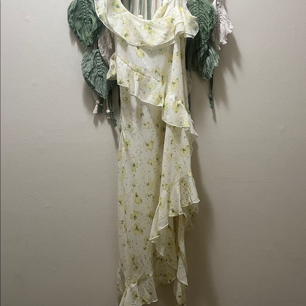 Forever 21 Yellow Floral Dress